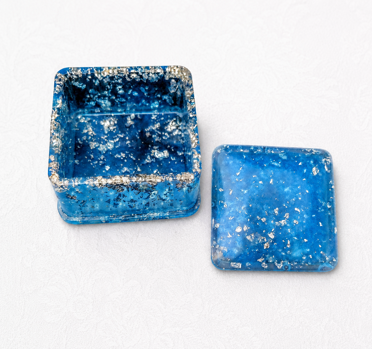 Ocean Sapphire Resin Ring Box